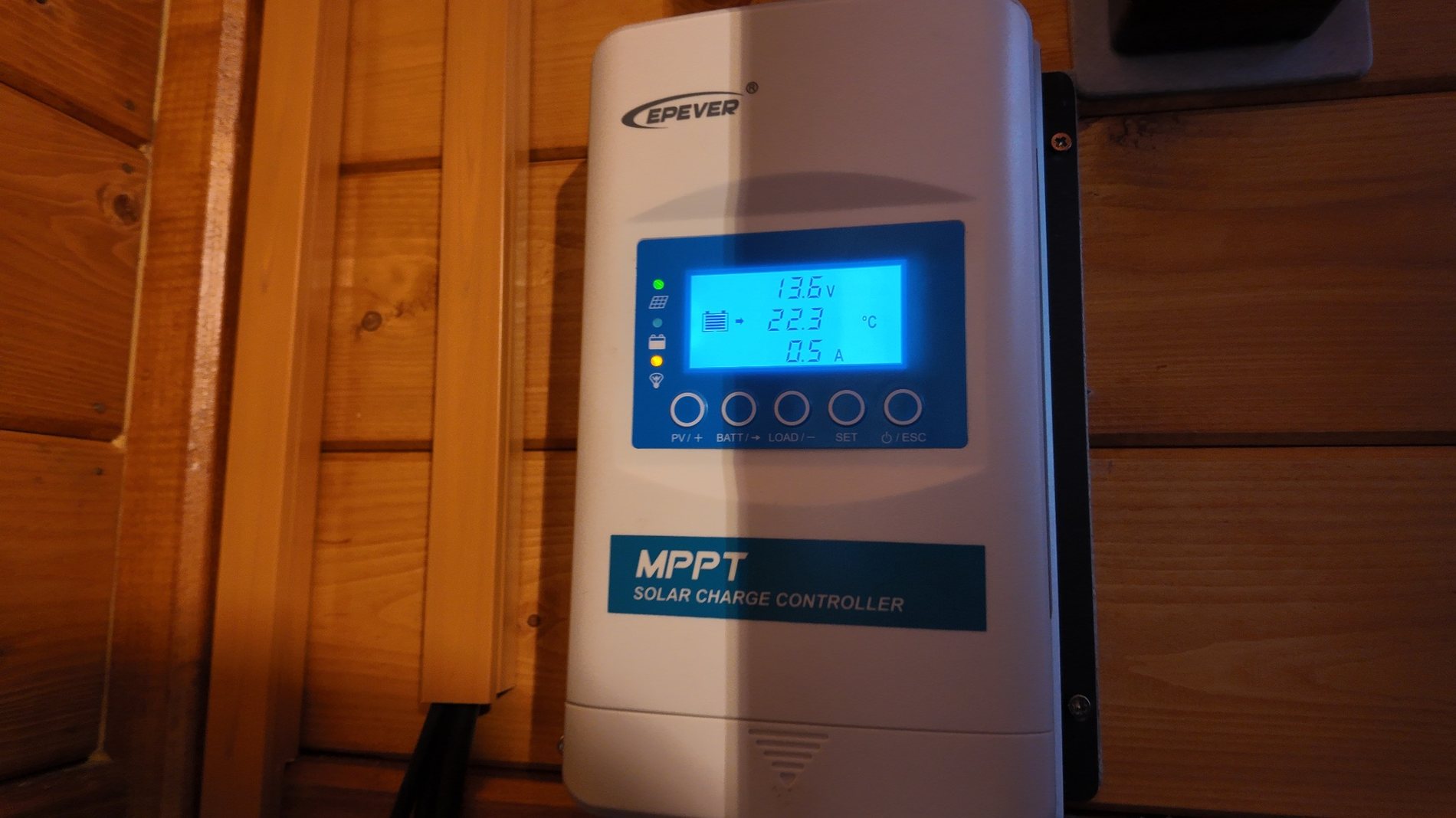 MPPT regulátor EPEVER