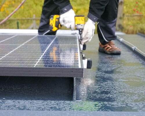 Instalaci fotovoltaiky zvládáme pečlivě, ale také rychle | Článek - Realizace a instalace fotovoltaiky od ARPEG
