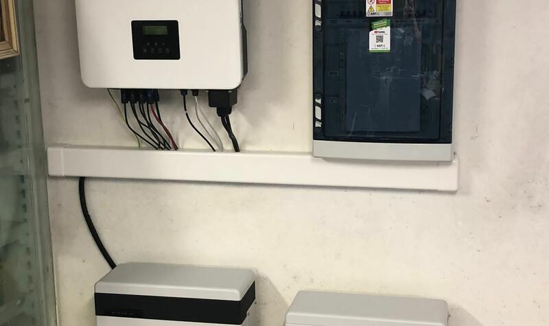 Reference: Solární elektrárna s autonabíječkou a vyřízením dotace NZÚ - Polepy