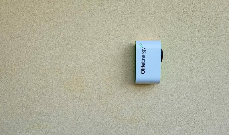 Reference: Fotovoltaická elektrárna s dobíjecími stanicemi pro elektromobil instalovaná v Přešticích v Plzeňském kraji