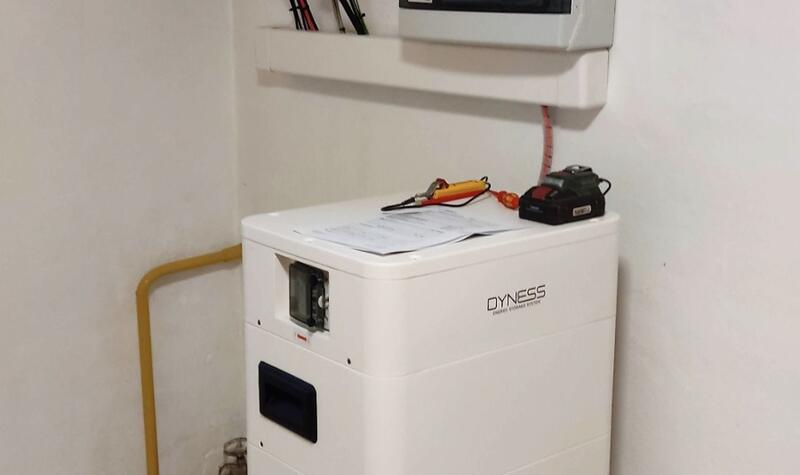 Reference: Solární elektrárna s možností ukládání vyrobené energie do baterií - Krnov-Pod Cvilínem 