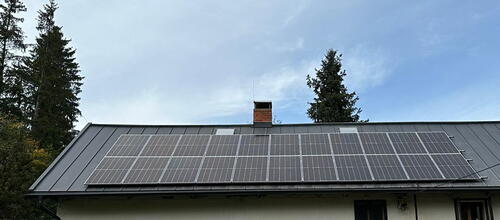 Reference Fotovoltaická elektrárna s instalací na sedlovou střechu - Stružná 