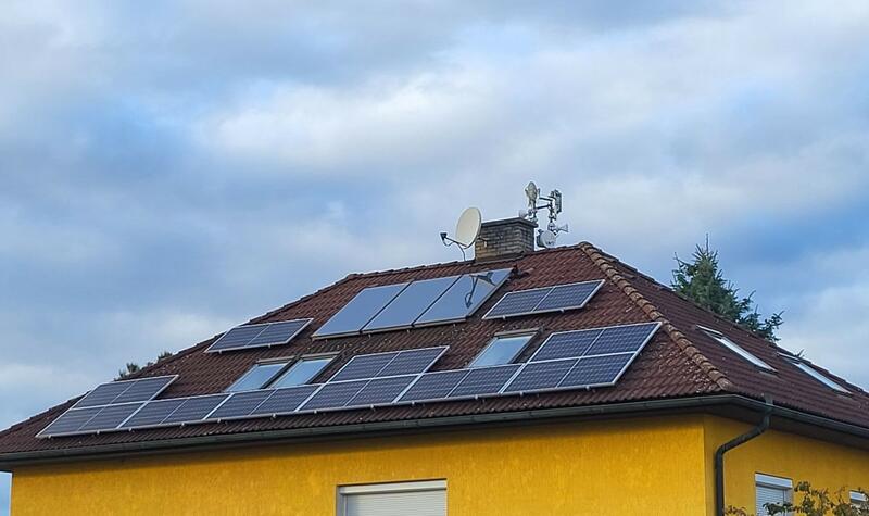 Reference: Fotovoltaická elektrárna s bateriovým úložištěm a vyřízením dotace - Ohrobec