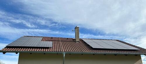Reference Fotovoltaická elektrárna s bateriovým úložištěm - Niměřice-Horní Cetno 