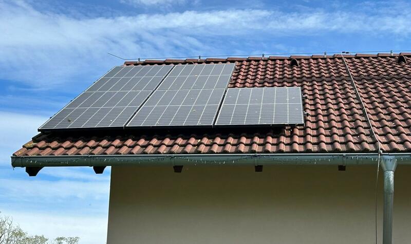 Reference: Fotovoltaická elektrárna s bateriovým úložištěm - Niměřice-Horní Cetno