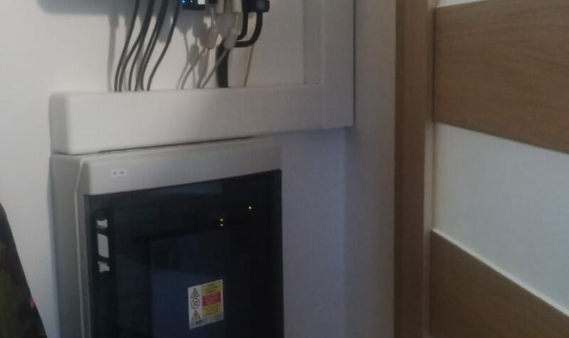 Reference: Fotovoltaická elektrárna s nabíjecí stanicí pro elektromobil - Klínec