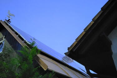 Reference: Fotovoltaika montovaná na plechovou střechu - Černíkovice-Domašín 
