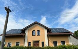 Reference Fotovoltaická elektrárna s výkonem 9 kWp a kapacitou baterií 14.2 kWh - Češov