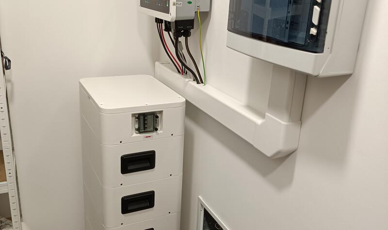 Reference: Fotovoltaická elektrárna instalovaná na rovnou střechu v Želešicích