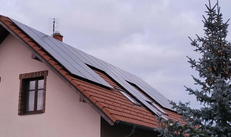 Reference: Solární elektrárna s výkonem 9,9 kWp a uchováním vyrobené energie v bateriích - Nymburk