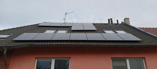 Reference Fotovoltaická elektrárna s uložením vyrobené energie do baterií o kapacitě 11,6 kWh - Prostějov 