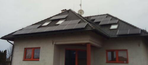 Reference Fotovoltaická elektrárna s bateriovým úložištěm o kapacitě 14,2 kWh - Slapy 