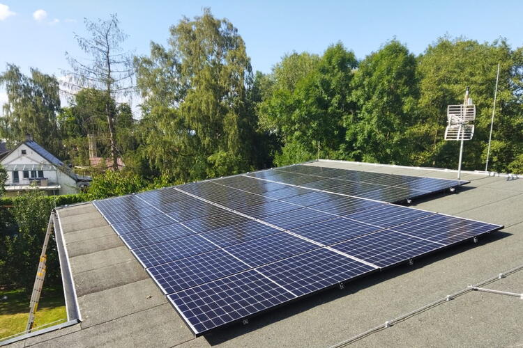 Reference: Solární elektrárna s výkonem 9,9 kWp a vyřízením dotace instalovaná v Liberci 