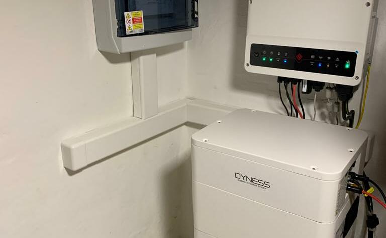 Reference: Solární elektrárna o výkonu 8,1 kWp instalovaná v Hlučíně 