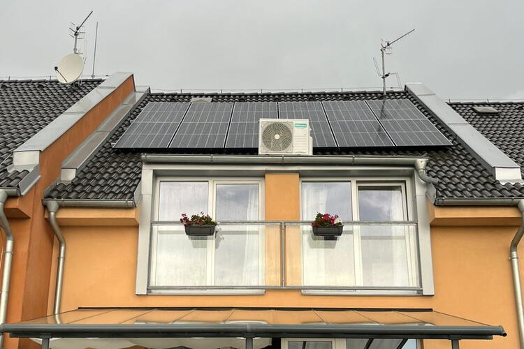 Reference: Realizace fotovoltaiky na míru s výkonem 5,4 kWp - Slaný 