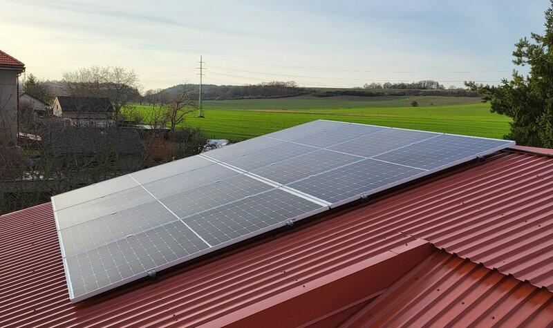 Reference: Fotovoltaická elektrárna na míru s vyřízením dotace NZÚ - Častolovice