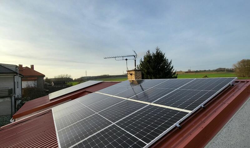 Reference: Fotovoltaická elektrárna na míru s vyřízením dotace NZÚ - Častolovice