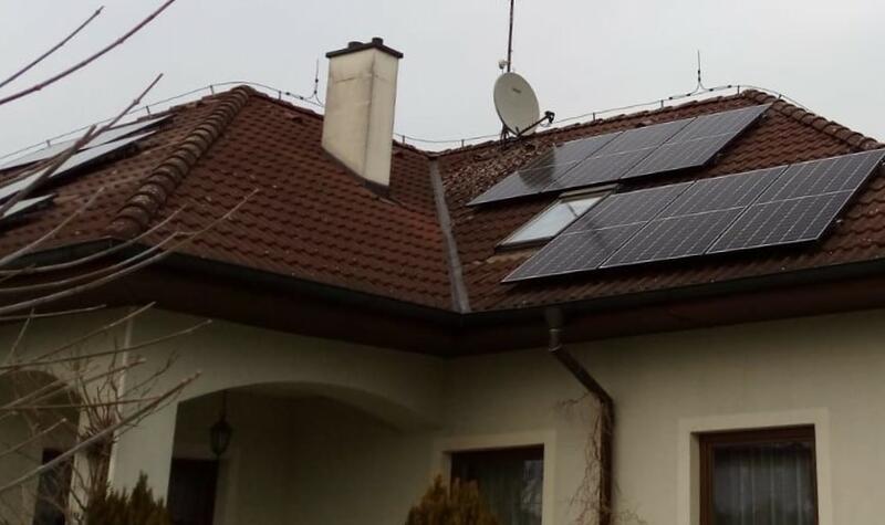 Reference: FVE s výkonem 9,9 kWp a bateriovým úložištěm - Sezimovo Ústí 