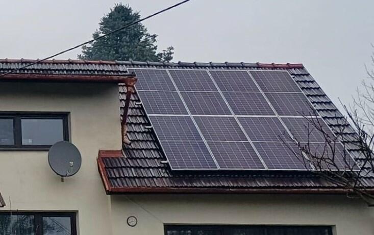 Reference: FVE na míru s výkonem 7,2 kWp a vyřízením dotace - Příbor-Hájov 