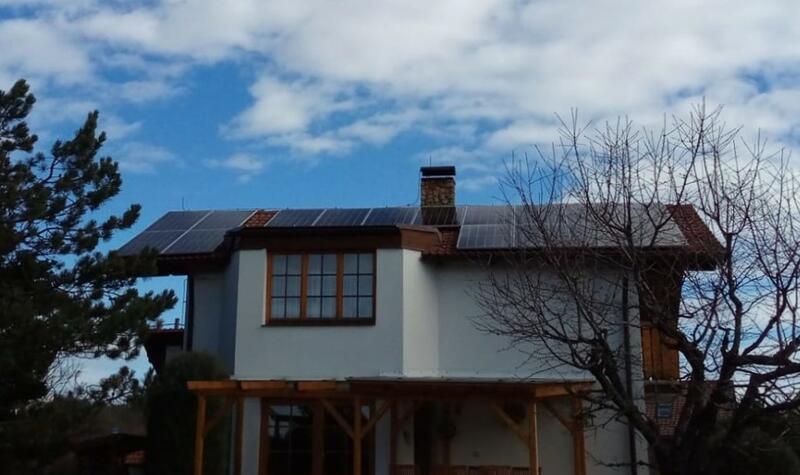 Reference: Fotovoltaická elektrárna s bateriovým úložištěm o kapacitě 10,65 kWh - Voznice-Chouzavá