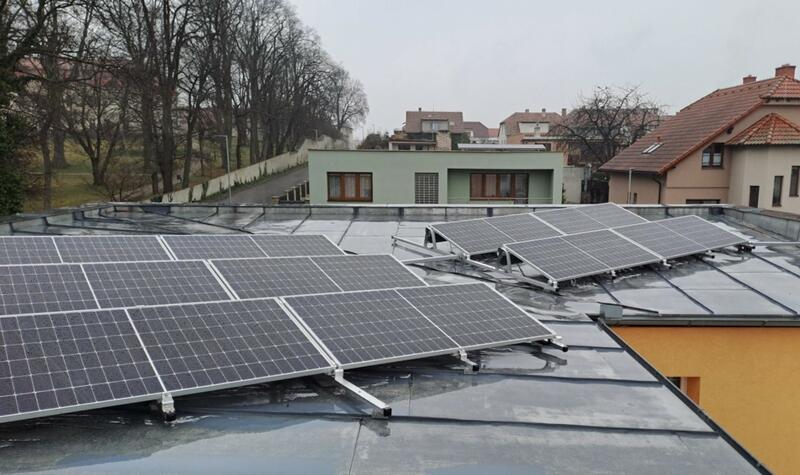 Reference: Instalace fotovoltaiky s možností uložení vyrobené energie do bateriového úložiště - Dukovany