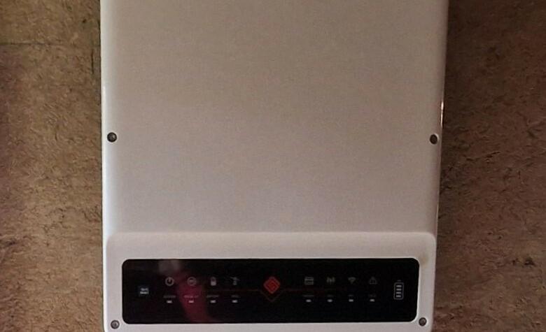 Reference: FVE s bateriovým úložištěm a dobíjecí stanici pro elektromobil - Velký Šenov