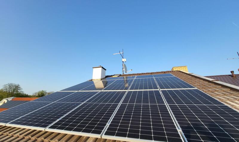 Reference: Fotovoltaická elektrárna na míru s využitím bateriového úložiště - Hradec Králové-Malšovice