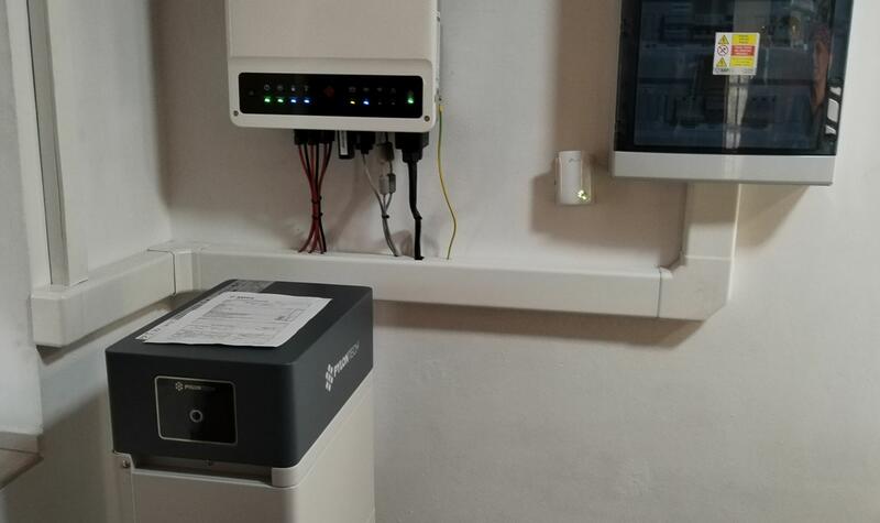 Reference: Solární elektrárna na klíč s bateriovým úložištěm - Hejná 