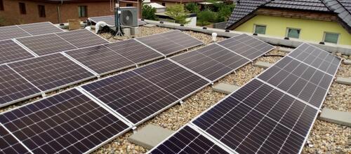 Reference FVE na míru s bateriovým úložištěm a dobíjecí stanici pro elektromobil - Brandýs nad Labem