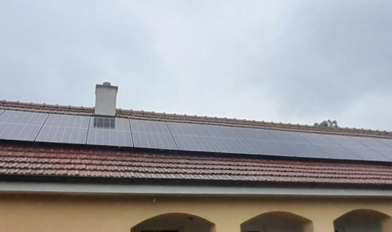 Reference: Fotovoltaická elektrárna s dobíjecí stanici pro elektromobil - Bavory