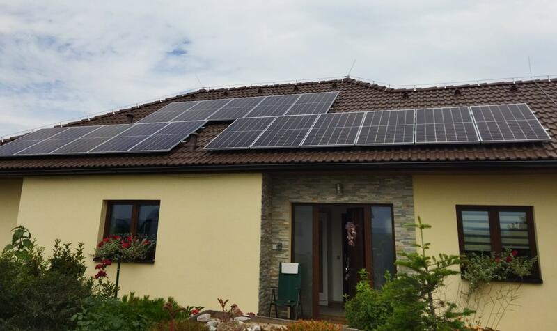 Reference: Realizace fotovoltaické elektrárny na míru s bateriovým úložištěm - Kněžmost-Malobratřice 