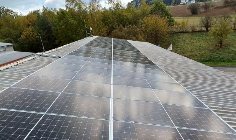 Reference: Fotovoltaická elektrárna na míru s bateriemi - Zlín