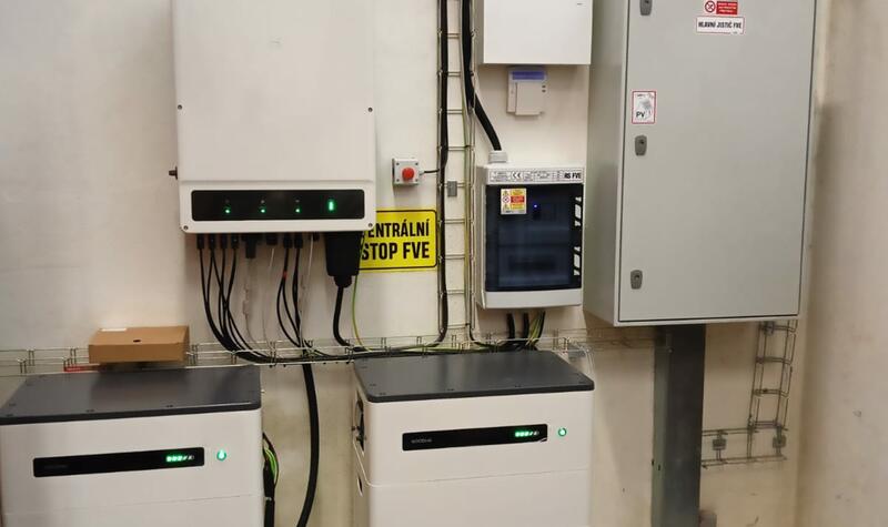 Reference: Fotovoltaická elektrárna na míru s bateriemi - Zlín