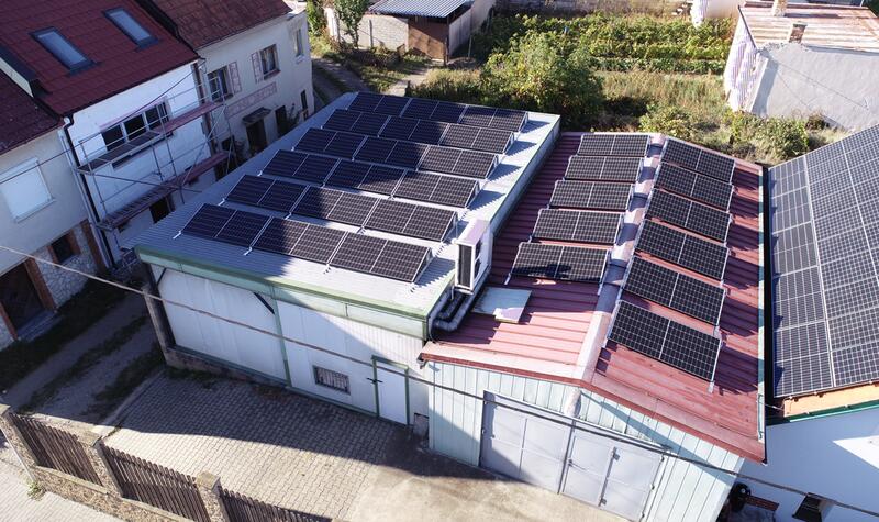 Reference: Fotovoltaika na míru, instalovaná ve vinařství v Hruškách 
