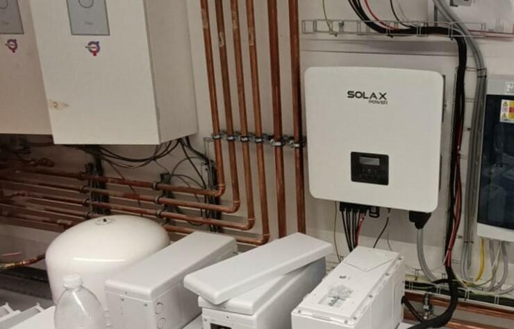 Reference: Fotovoltaická elektrárna s bateriovým úložištěm - Kopřivnice