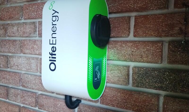 Reference: Fotovoltaická elektrárna s dobíjecí stanici pro elektromobil - Pyšely
