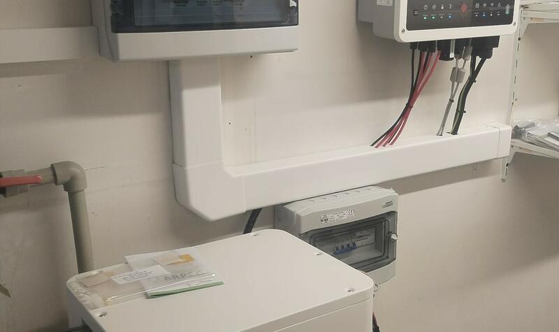 Reference: Fotovoltaická elektrárna s dobíjecí stanici pro elektromobil - Pyšely