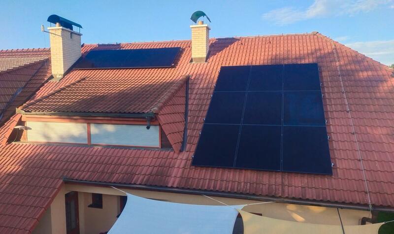 Reference: Solární elektrárna s bateriovým úložištěm a dobíjecí stanici pro elektromobil - Letonice 
