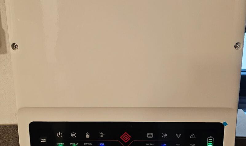 Reference: Fotovoltaická elektrárna na míru instalovaná v Komárově