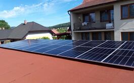 Reference Solární elektrárna s dobíjecí stanici pro elektromobil - Řepice