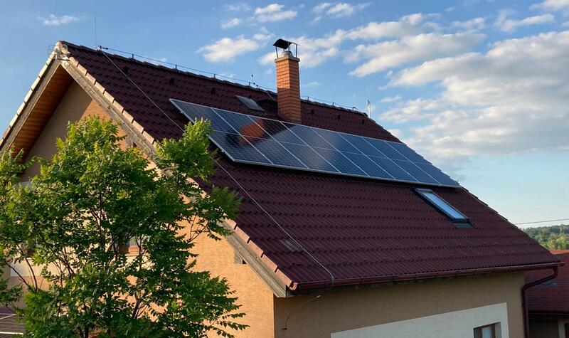 Reference: fotovoltaická elektrárna s akumulací energie - Kopřivnice 