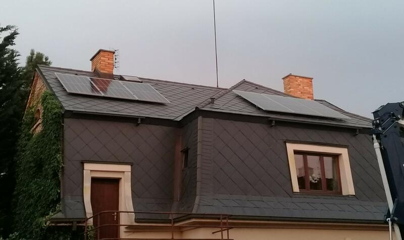 Reference: Fotovoltaická elektrárna  o výkonu 9,9 kWp instalovaná v Praze 