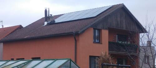 Reference Instalace solární elektrárny s ukládáním vyrobené energie do baterií - Studénka 