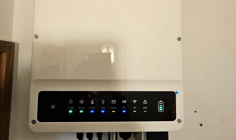 Reference: Realizace fotovoltaické elektrárny s bateriovým úložištěm - Řepín