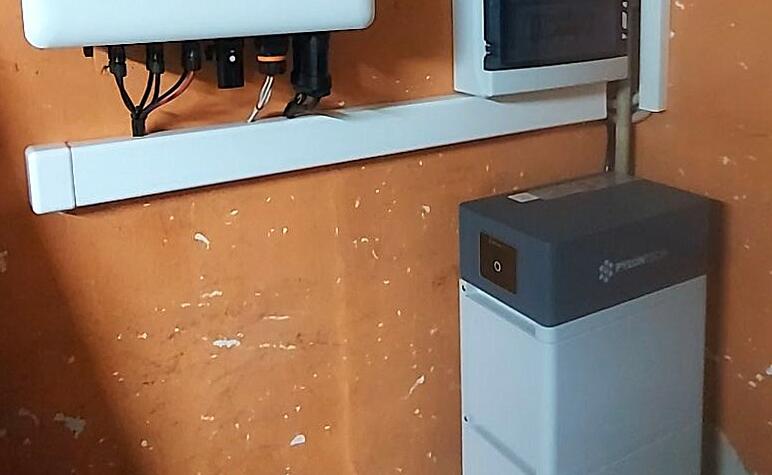 Reference: Fotovoltaická elektrárna na rovné střeše - Pustá Polom 