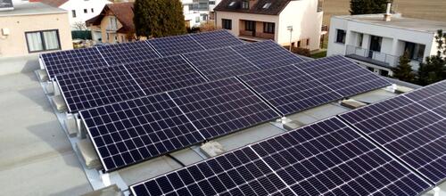 Reference Fotovoltaika s dobíjecí stanici pro elektromobil - Zliv 