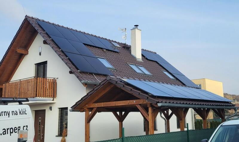 Reference: Instalace fotovoltaiky s dobíjecí stanicí pro elektromobily - Žalhostice