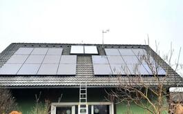 Reference FVE s dobíjecí stanici pro elektromobil a GreenBoxem - Pržno