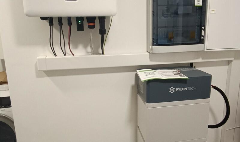 Reference: Solární elektrárna s chytrým řízením pomocí GreenBoxu - Rokytnice