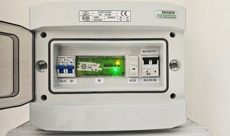 Reference: Solární elektrárna s baterií a Green Boxem - Chudíř